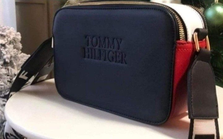 Geanta crossbody Tommy Hilfiger, doua compartimente, saculet, eticheta