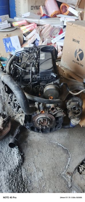 Матор пижо боксер 2.2турбина дизил