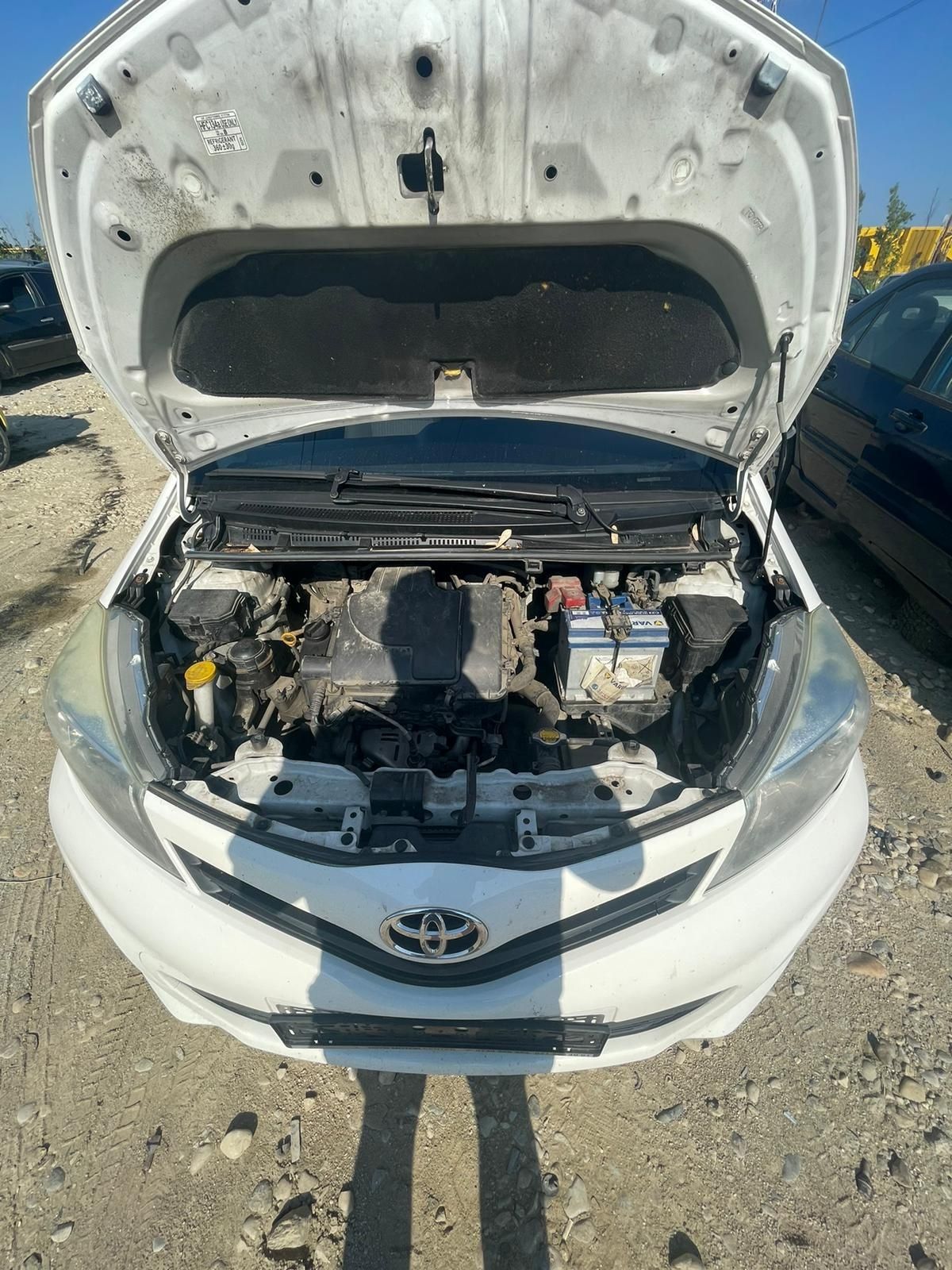 Faruri toyota yaris 2011-2014