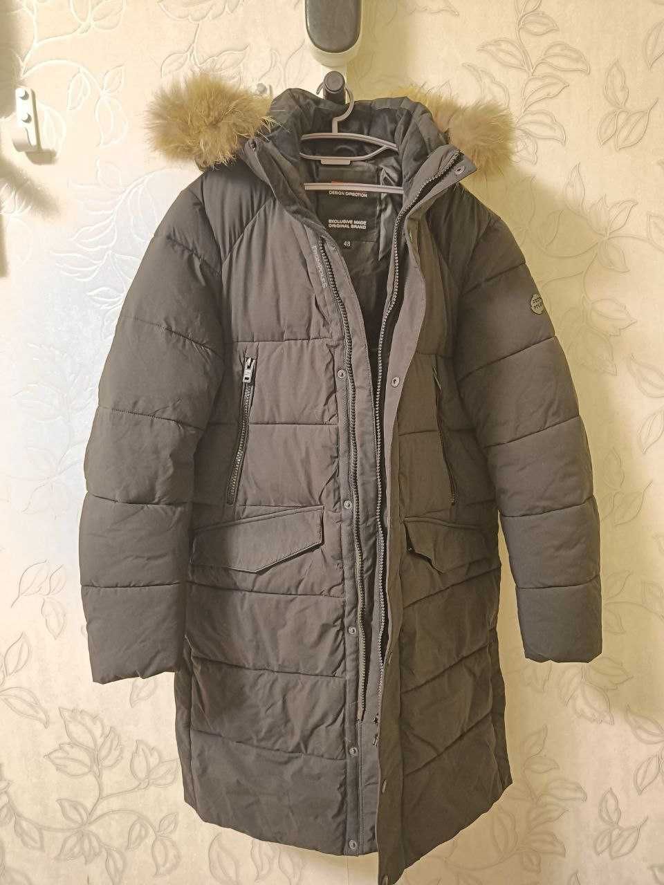 Зимняя теплая куртка