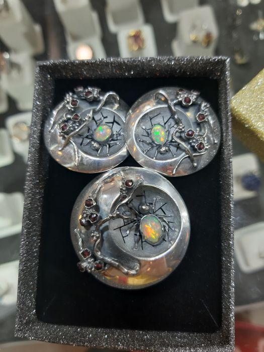 Серебро 169000 тг р-р кольца 17,5-18