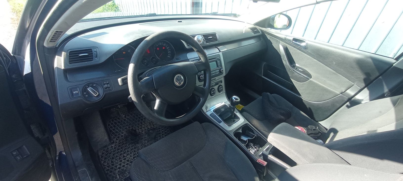 Dezmembrez wv passat b6