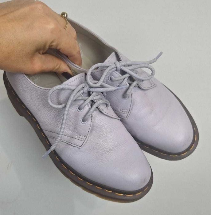 DR Martens Virginia , mărimea 38 aproape noi