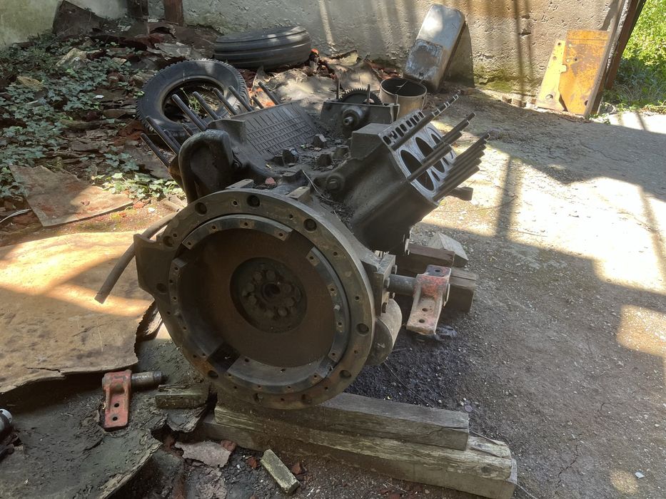 Двигател ямз 236