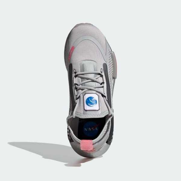 Оригинални  маратонки * ADIDAS NMD SPECTOO NASA * EU40