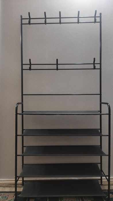 Прихожка, вешалка