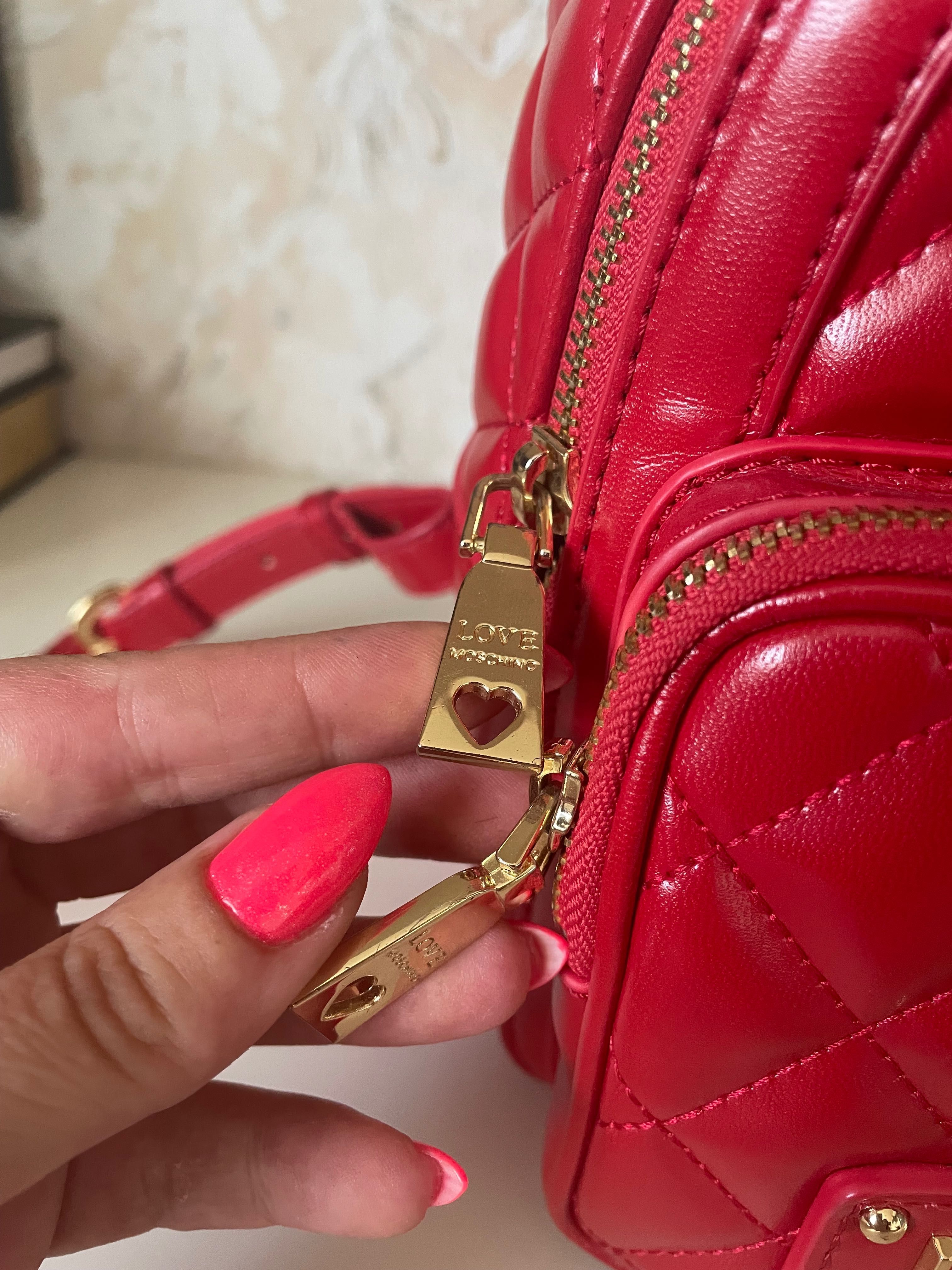 Чанта/раница Love Moschino