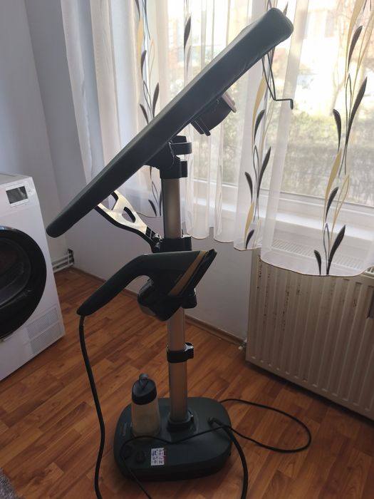 Statie de calcat cu aburi + masa Philips