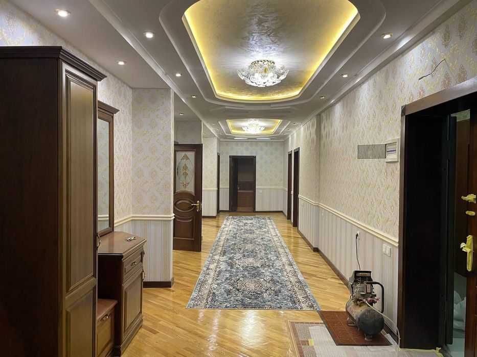 New building 4 room near Tashkent city Alisher Navoi street