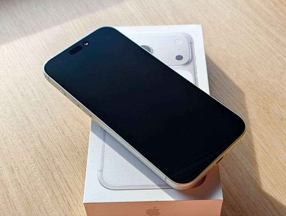 iPhone 17 Pro // 512GB // Silver //  Garanție 12 Luni  ~  1100 € Mureș