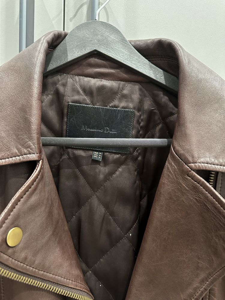 Кожанная куртка в отличном состоянии от Massimo Dutti