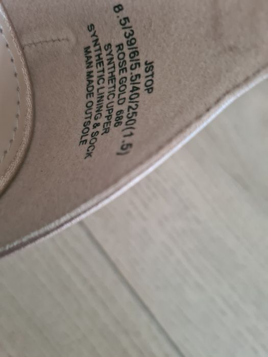 Sandale aurii de piele ecologica si barete inguste cu toc 9 cm