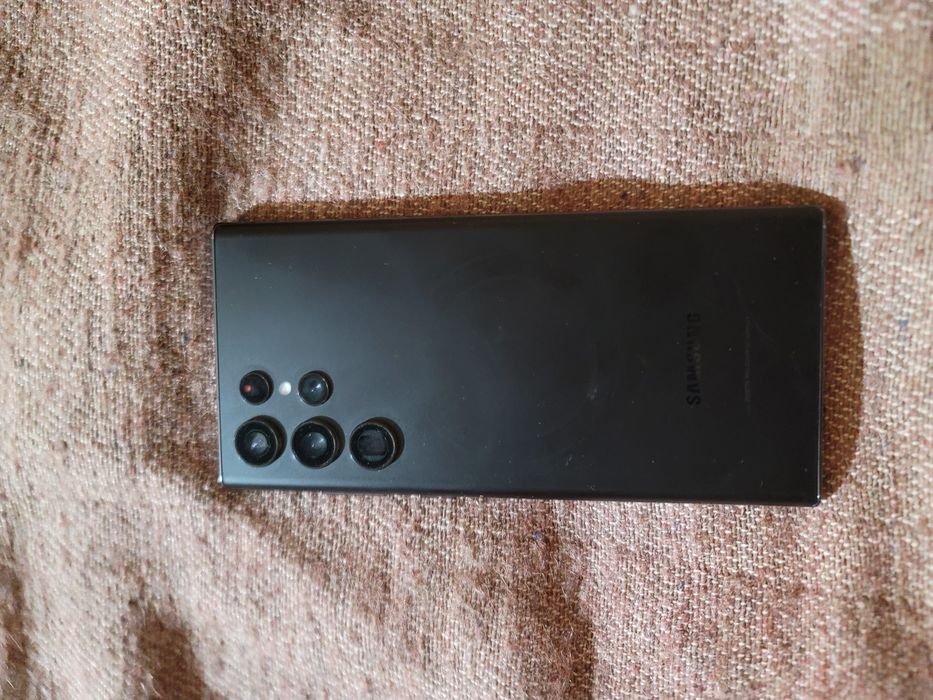 Продам Samsung S 22 Ultra