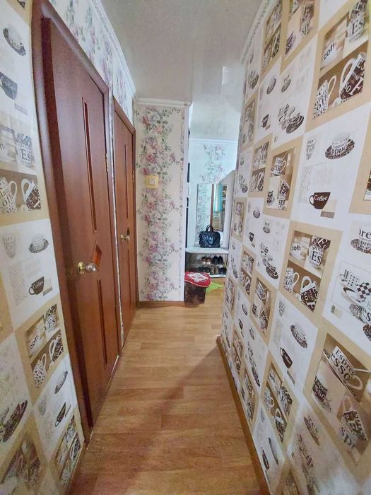 `Продам 4 комн квартиру в Сортировке, 3/5 этаж, дом кирпичный теплый