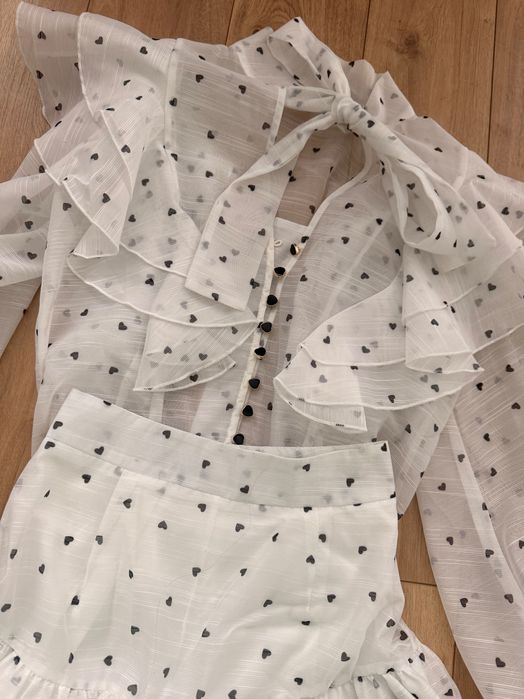 Дамски комплект риза и пола