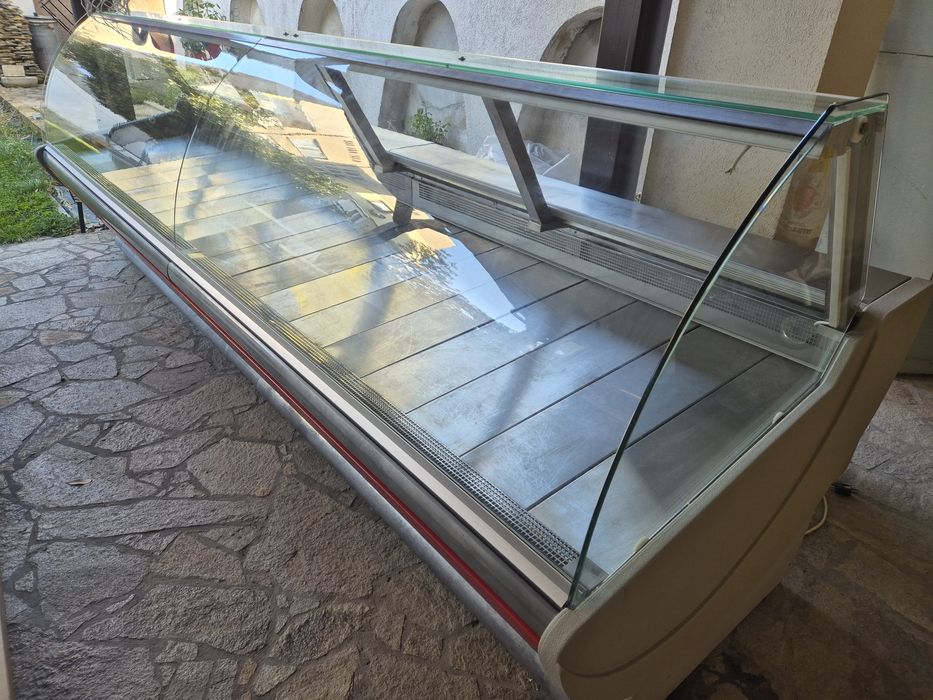 Хладилни витрини