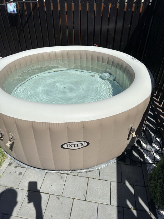 Jacuzzi Intex Pure Spa 4 persoane