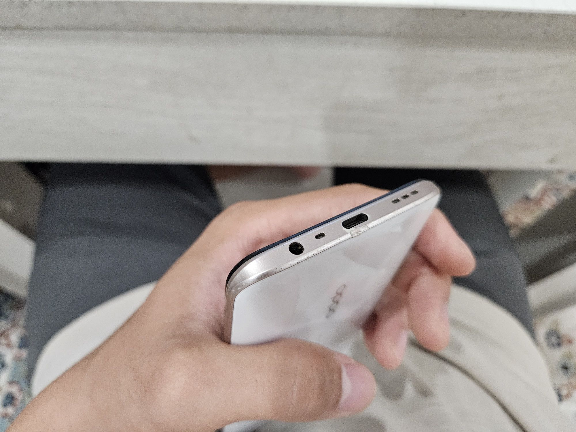 Телефон Oppo A5 2020