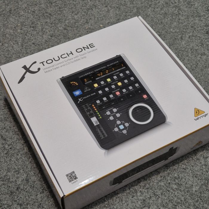 Behringer X-TOUCH ONE Controler DAW cu fader motorizat