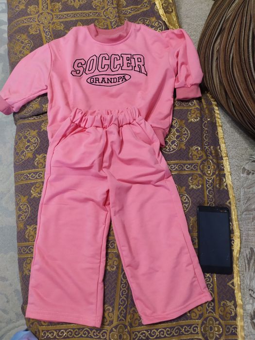 Продам новый костюм