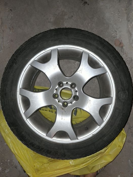 Продавам гуми с джанти