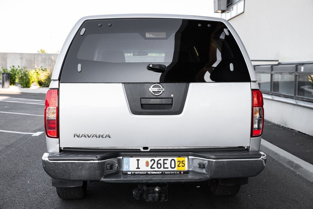 Nissan    Navara