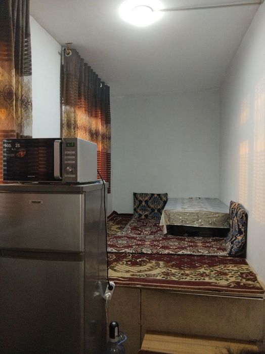Uchtepa 25 kvartal 1/5/5   2/6 balkon  srochna narxda sotiladi