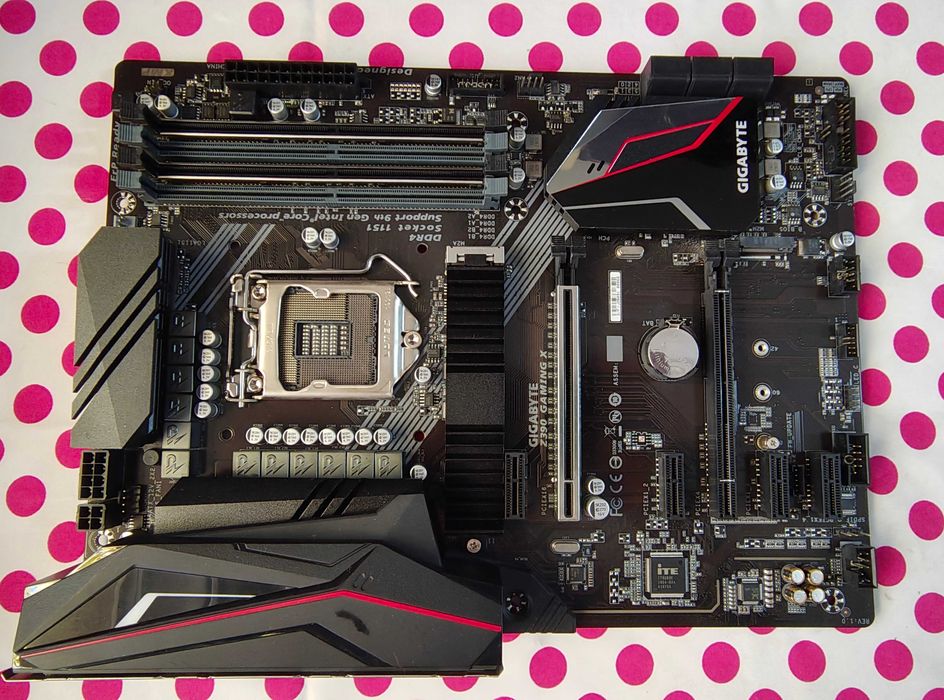 Placa de baza Gigabyte Z390 Gaming X Sk 1151 v2.