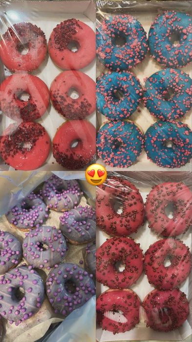 Пончики двух видов малина и бабл гам.