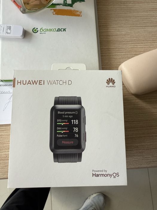 Смарт часовник Huawei Watch D