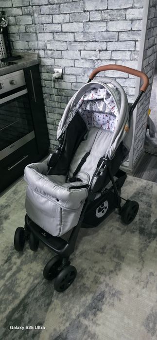 Продам коляску Lorelli
