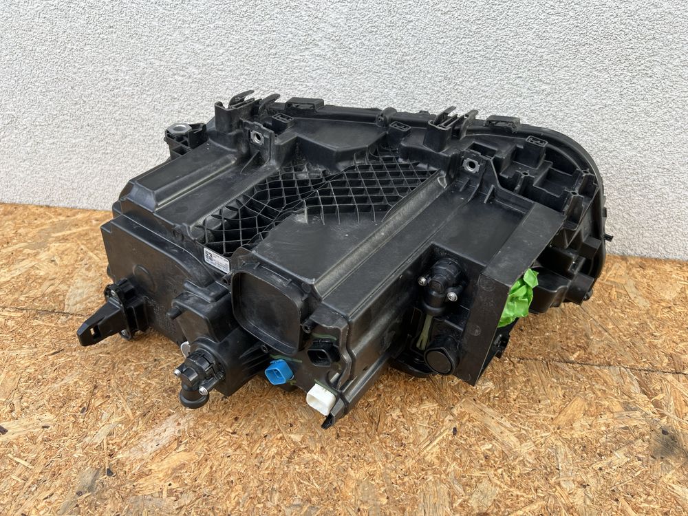 Far dreapta BMW X7 G07 LCI Facelift Full LED 2021-2024 Original Europa
