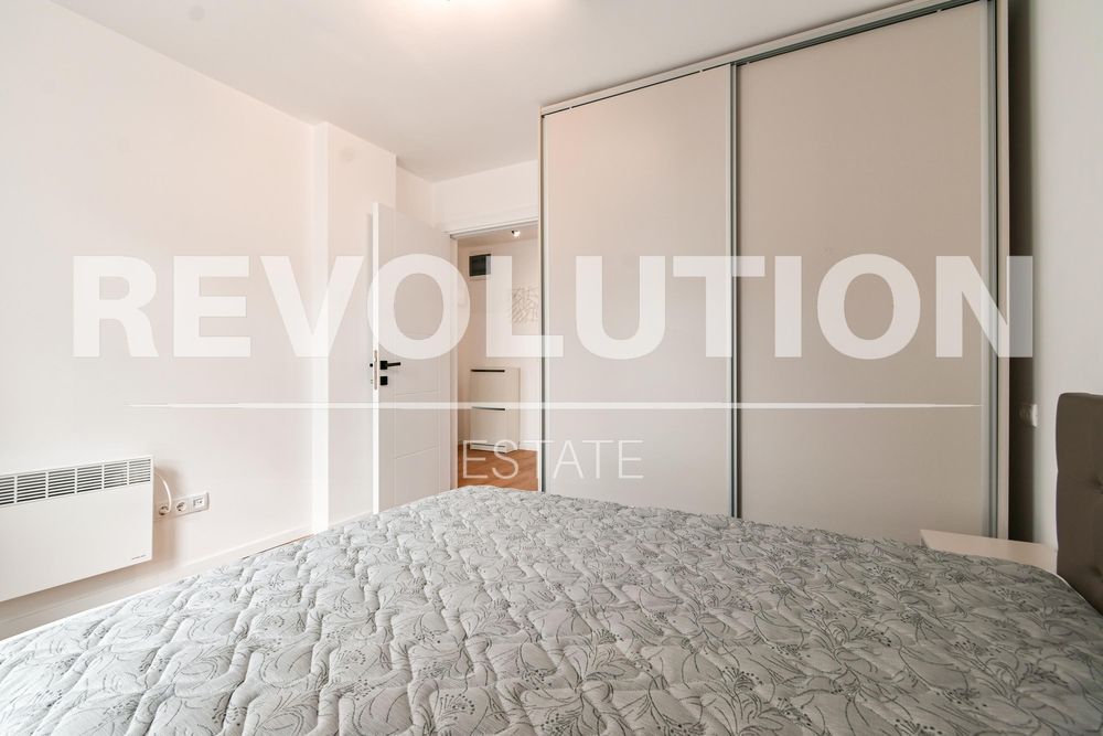 Двустаен апартамент в ж.к. Зона Б-19