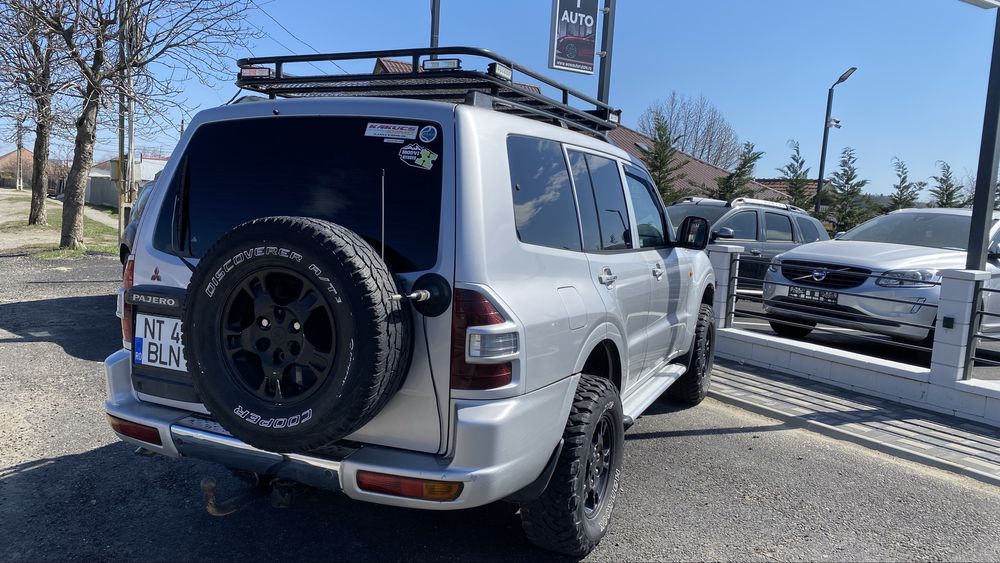 Vand pajero mk3 2.5 autoutilitar!