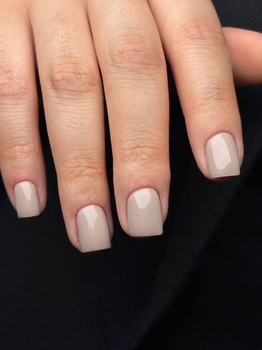 Нужны модели  на наращивание ногтей