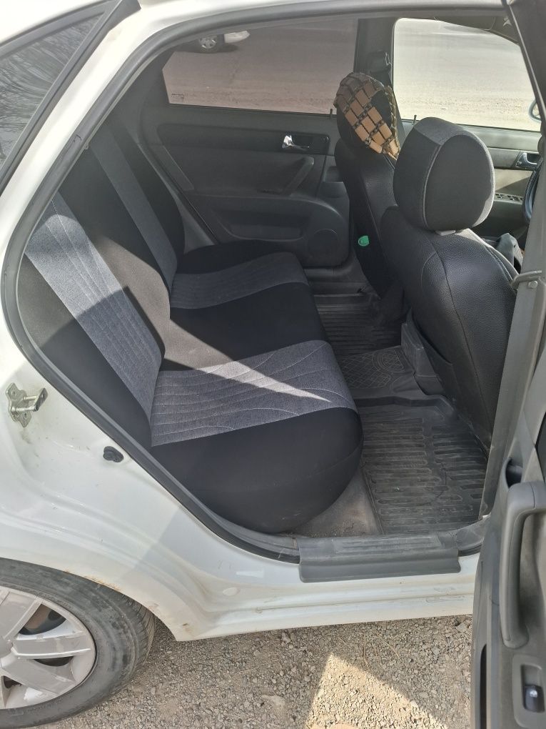 Lacetti 2013 toza probek