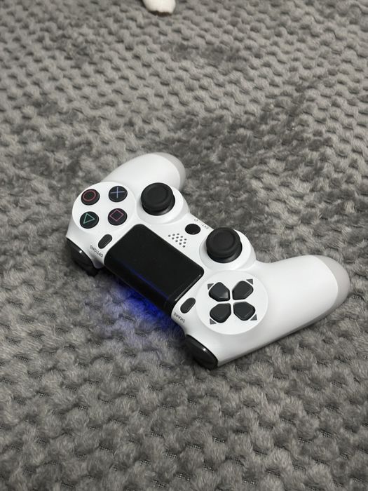 Vand ps4 slim+controller