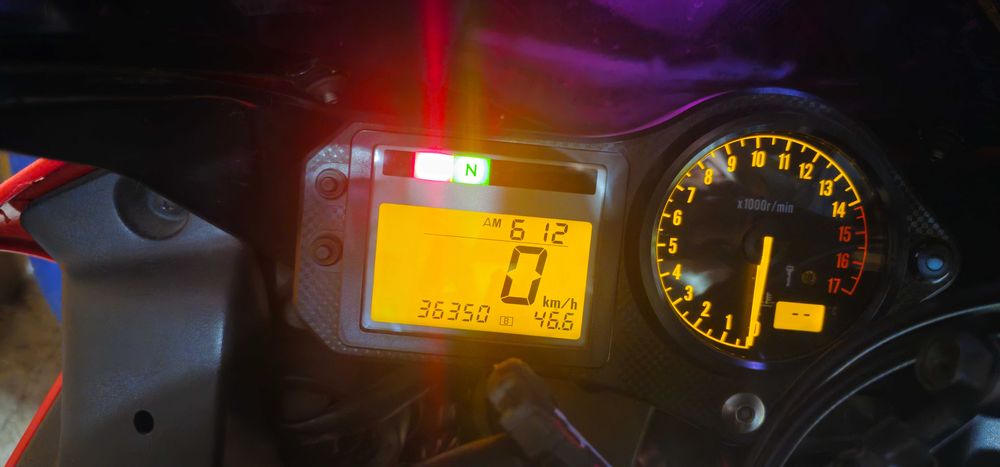 HONDA CBR 600 F4i 2001