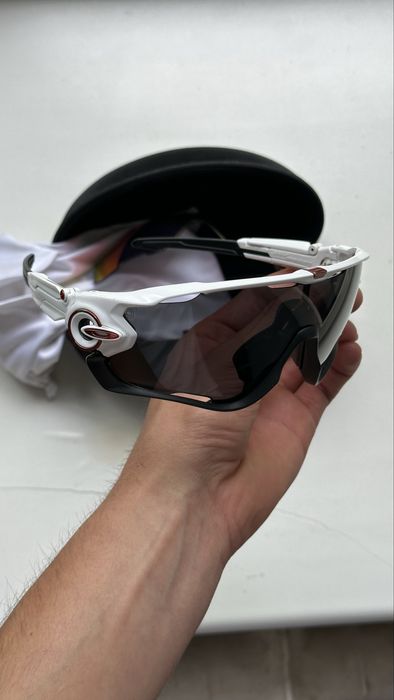 Очки Oakley Jawbreaker