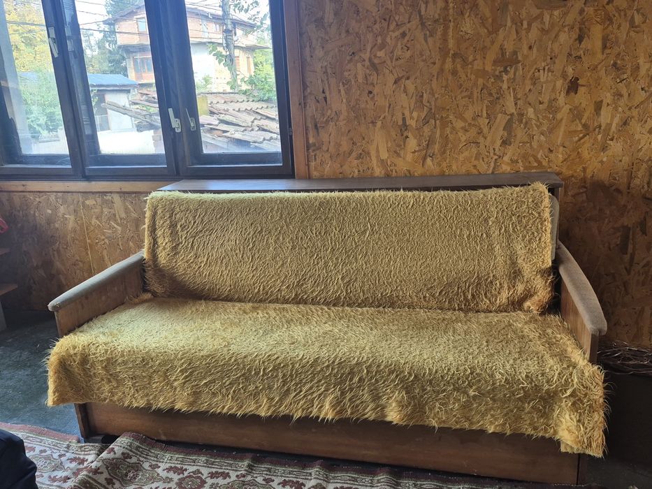 Продавам холно обзавеждане