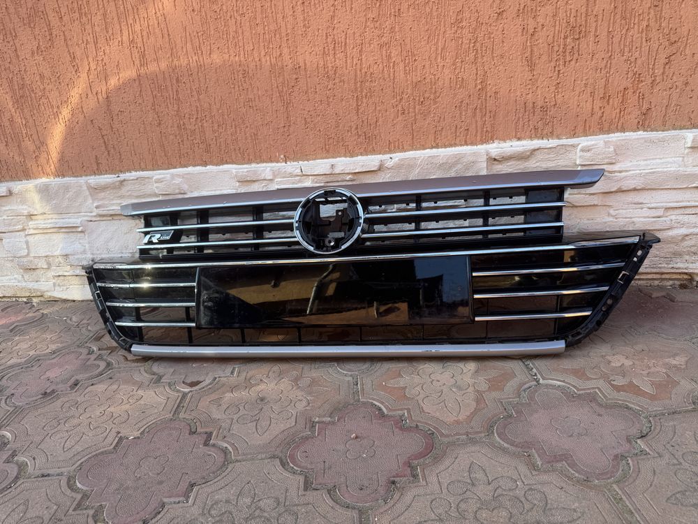 Grila centrala Arteon R-Line originala