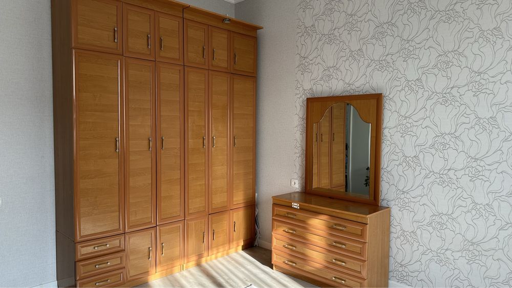 Шкафы, комод, кровать СРОЧНО