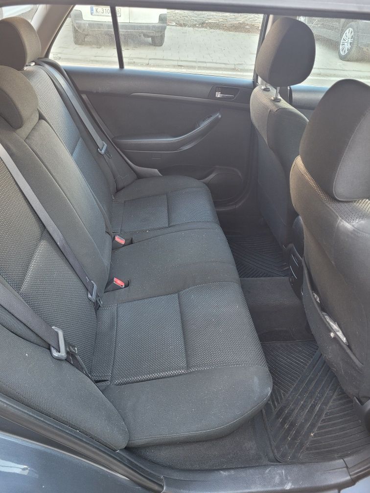 Toyota Avensis 2006