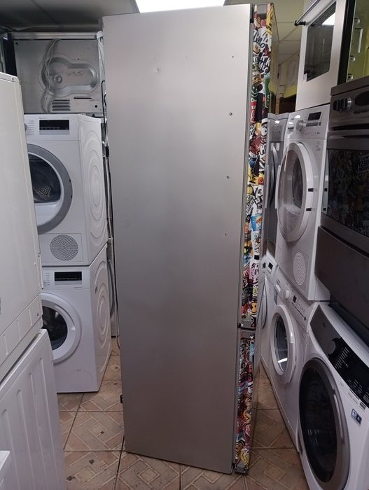 Комбиниран хладилник с фризер Liebherr КОМИКС с две години гаранция!