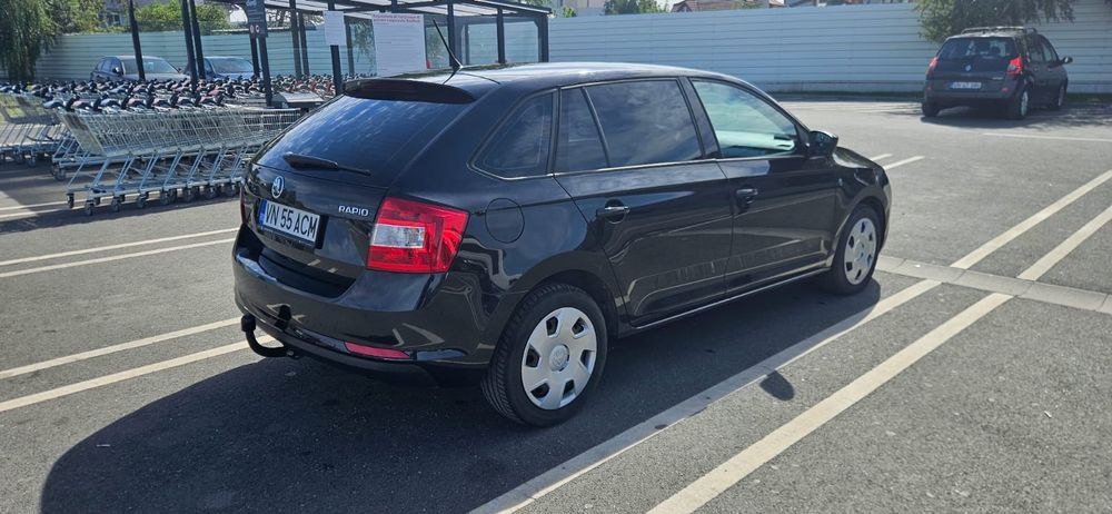 Vând skoda rapid