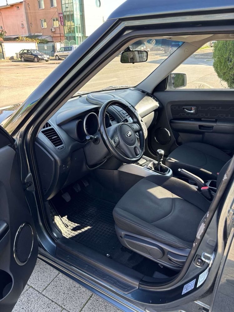 Kia soul 1.6 cdi - 2012 г.