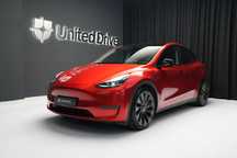 Tesla Model Y Tesla Model Y Performance