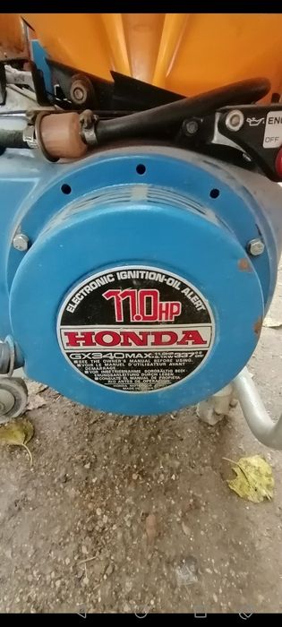 Vand generator curent