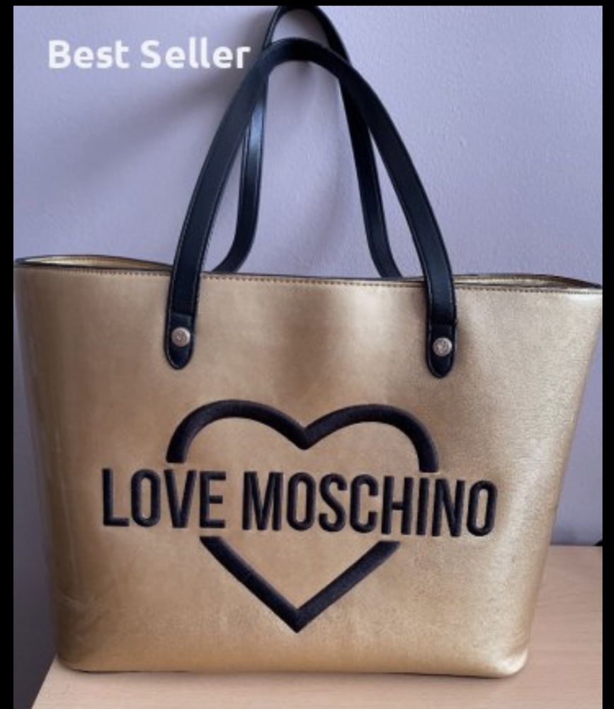 Оригинална чанта Moschino!