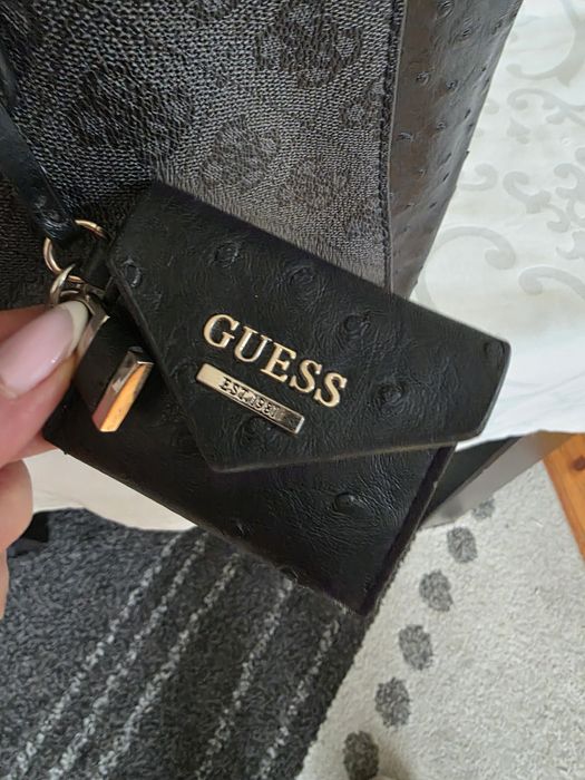 Guess дамска чанта